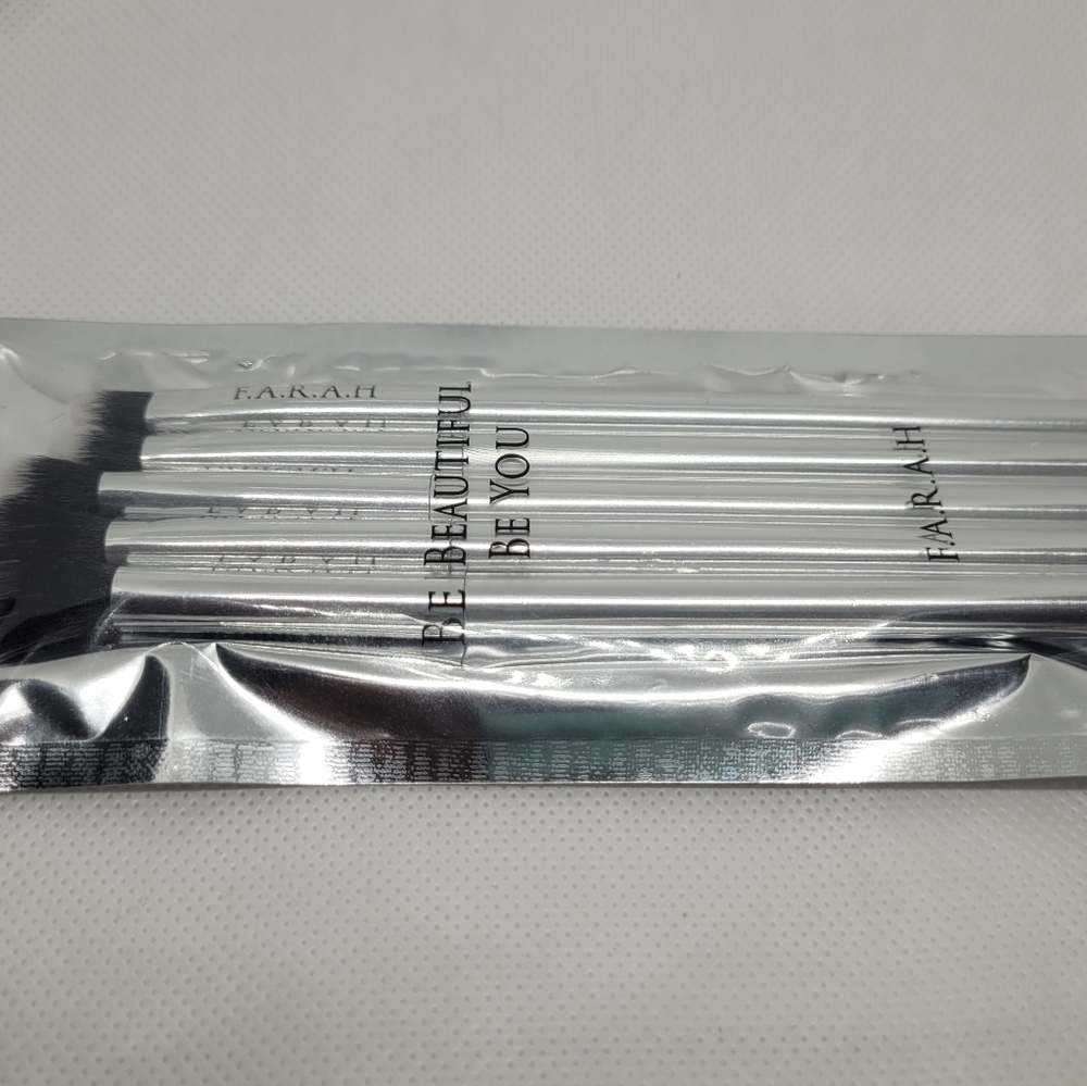 Farah Brushes